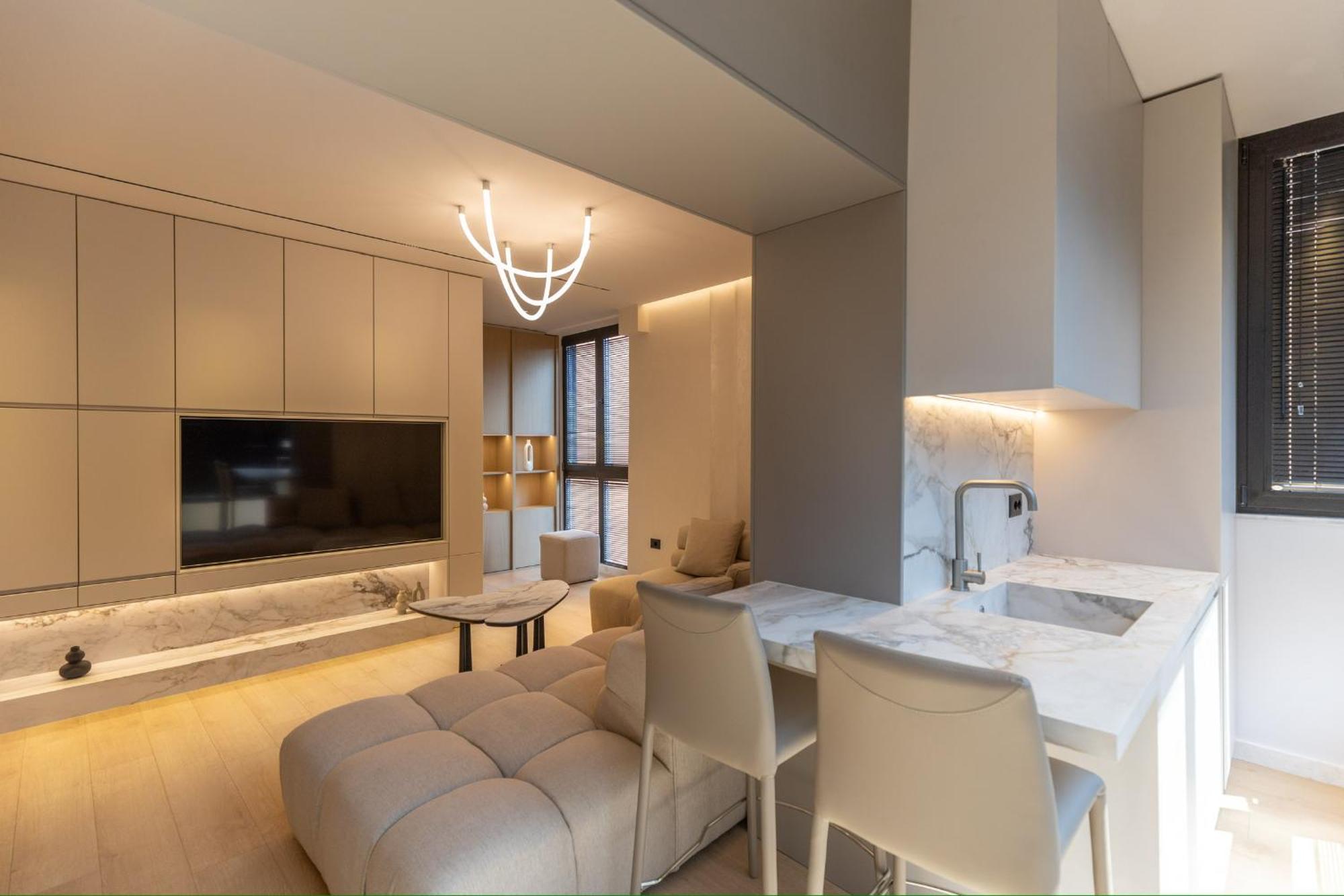Central Inn, New Bazaar Apartment Тирана Экстерьер фото